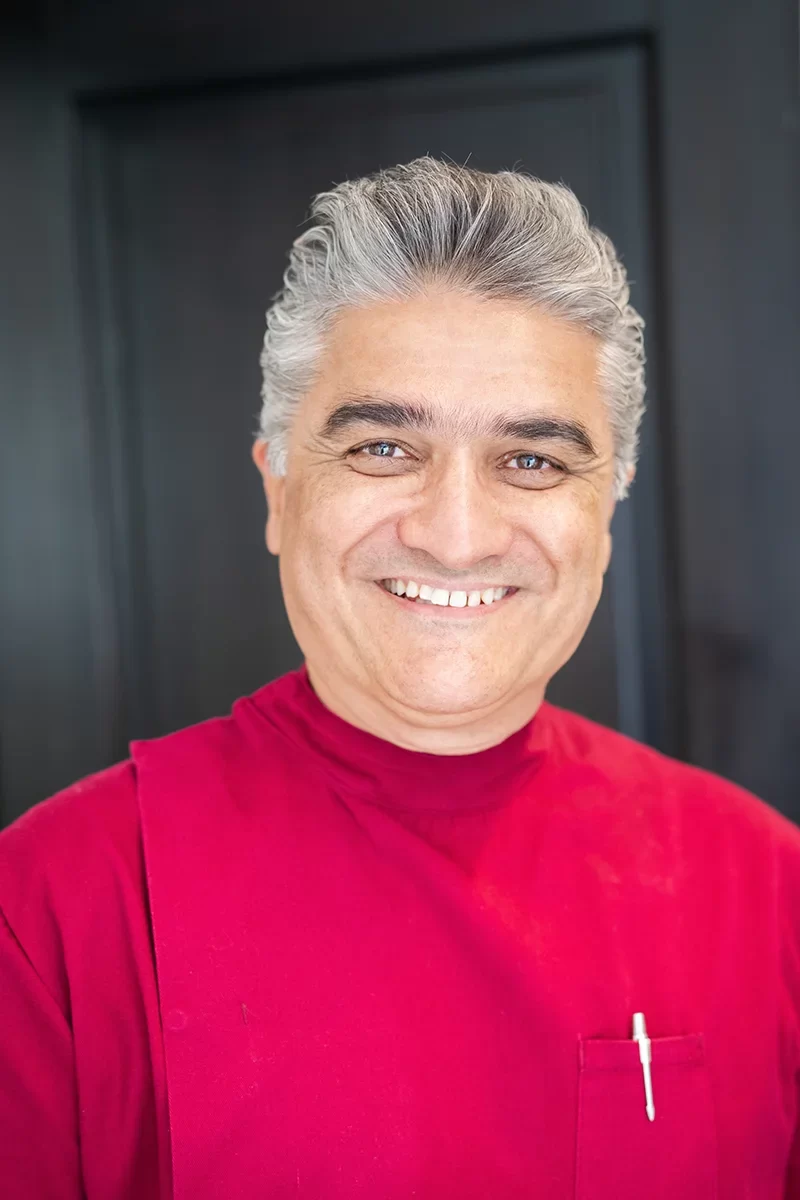 Dr Max Pura