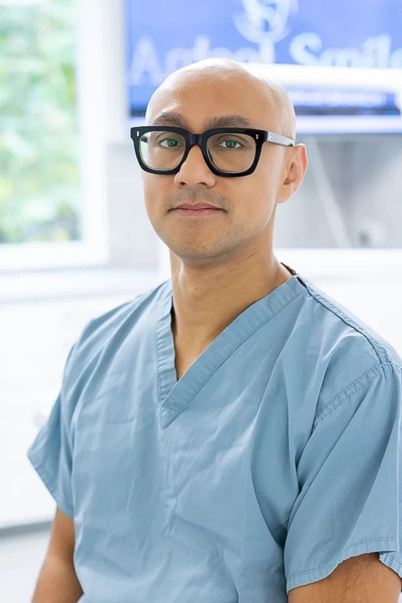 Dr Michael Murugiah