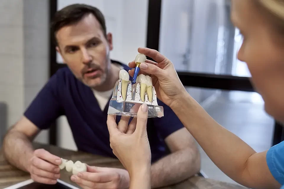 Why Replace a Molar Tooth with an Implant?